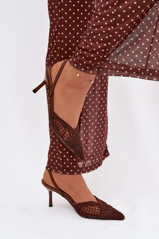 Sandali con elementi traforati e tacchi sottili color marrone "Hanelis"