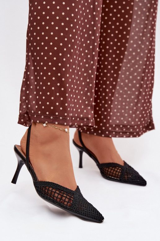 Sandali con elementi traforati e tacchi sottili color nero "Hanelis"