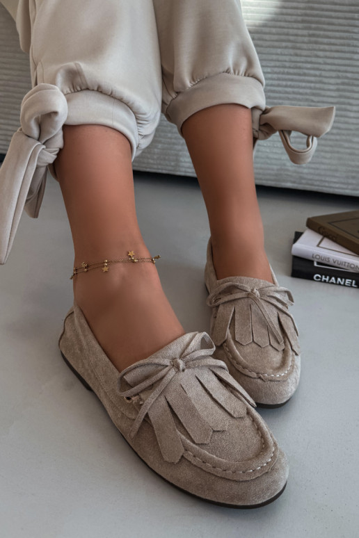 Mocassini per donne sabbia Glorina con dettagli eleganti e frange