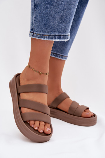  Pantofole da donna con una piattaforma con strisce colore kaki Liorine 2