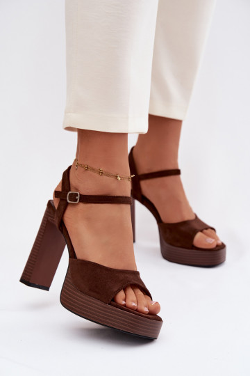 Sandali alti da donna con plateau in suede color cioccolato Gralisse 2