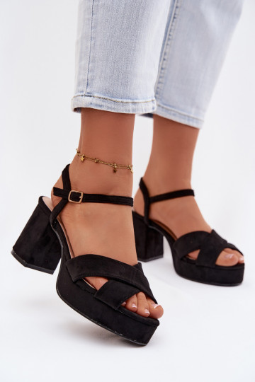 Sandali con tacco alto da donna colore nero Janelia