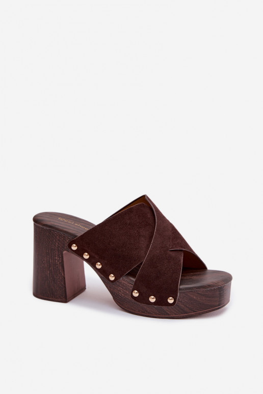 Pantofole da donna con i tacchi Ze colore doratomi Borchie CzekoladoAe Nerelle