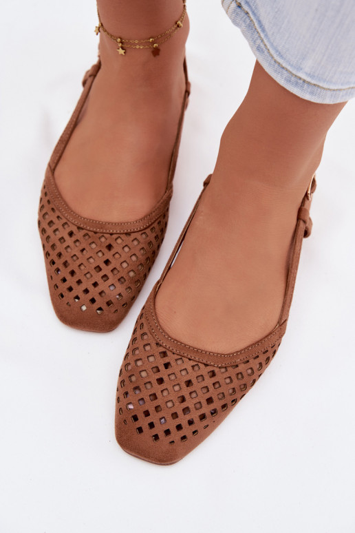 Ballerine traforatein ecopelle scamosciatau colore marrone Farivelle