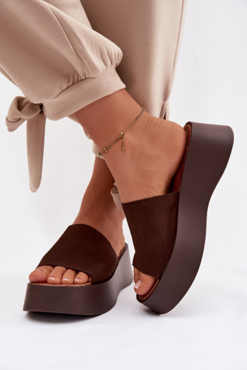 Pantofole con plateau color cioccolato Liorisse