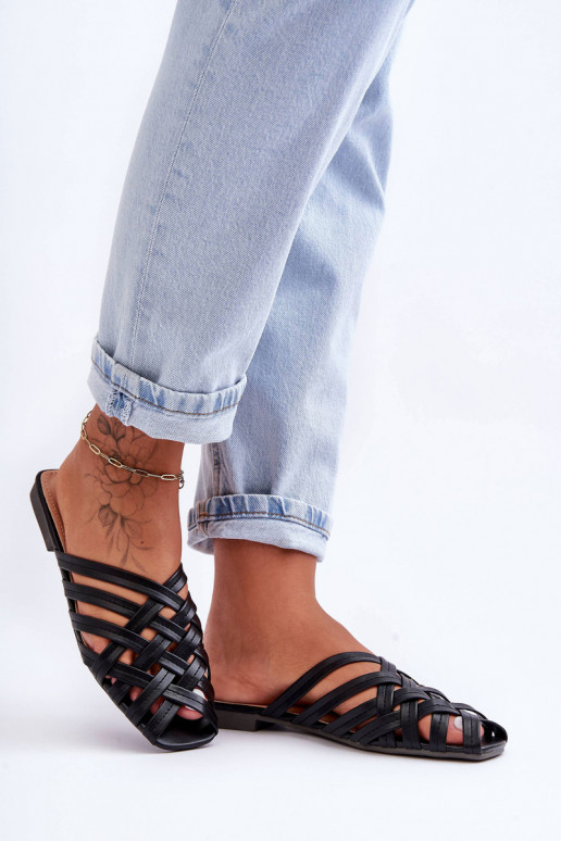 Pelle Femminile Pantofole con strisce colore nero Doralia