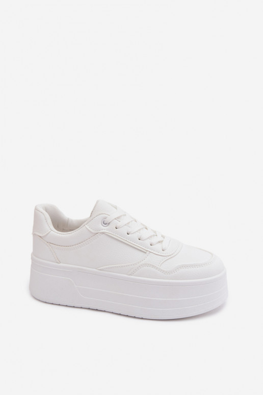 Scarpe modello sneakers Femminile con una piattaforma Colore bianco Feressa