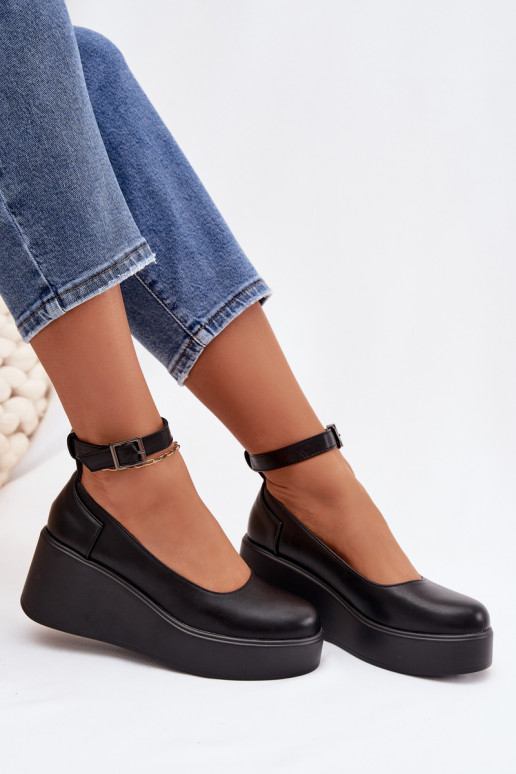 Scarpe donna nere con plateau e cinturini Belvissa