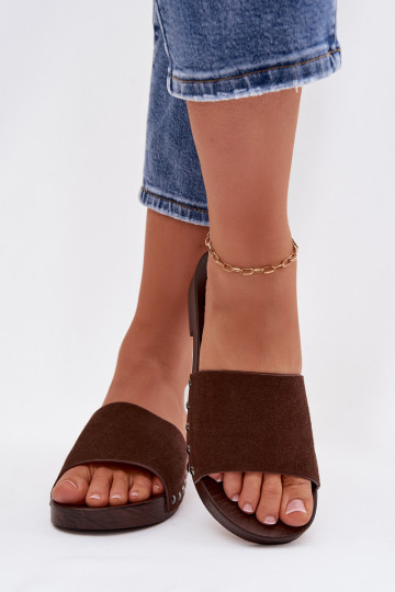 Pantofole da donna con rivetti con tacchi larghi CzekoladoAe Amelvessa 2