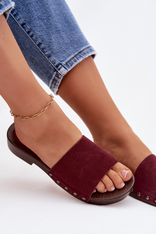 Pantofole da donna con rivetti con tacchi larghi Borgogna Amelvessa