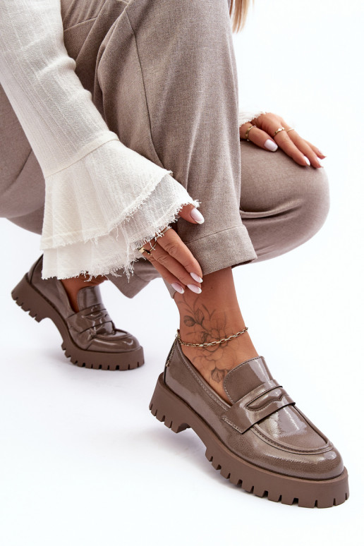 con effetto vernice scarpe Mocassini con tacchi larghi beige Jannah