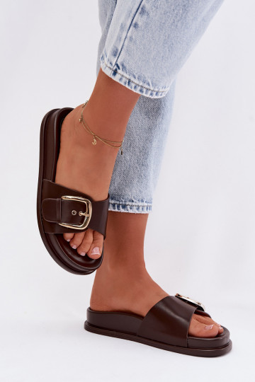 Pantofole da donna con fibbie dorate, colore marrone cioccolato Rosivana