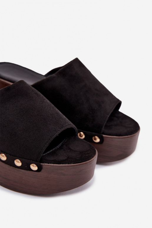 Pantofole da donna Su un cuneo Ze colore doratomi Borchie in ecopelle scamosciataoAe colore nero Helivina