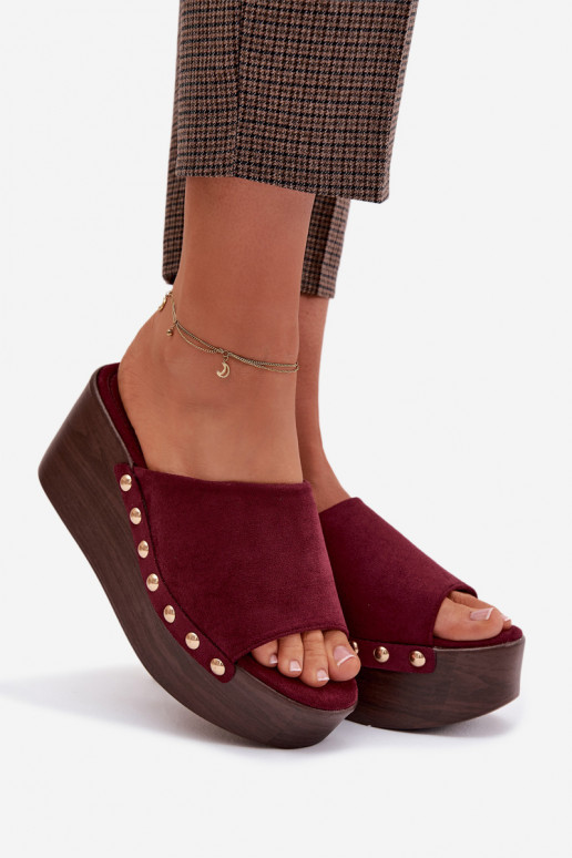 Pantofole da donna Su un cuneo Ze colore doratomi Borchie in ecopelle scamosciataoAe Borgogna Helivina