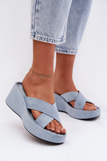 Pantofole da donna Su un cuneoin ecopelle scamosciatau colore blu Calorine 2