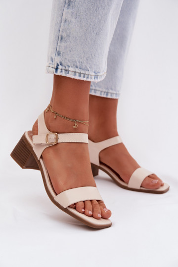 Sandali in pelle artificiale con plateau color sabbia Sabela 2