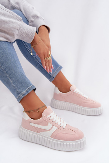 Scarpe modello sneakers Femminile con una piattaformain ecopelle scamosciatau colore rosa Cadrina