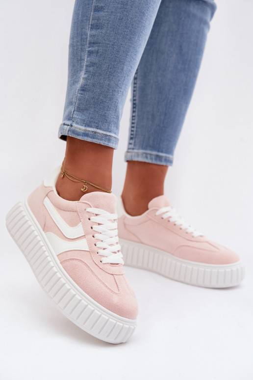 Scarpe modello sneakers Femminile con una piattaformain ecopelle scamosciatau colore rosa Cadrina