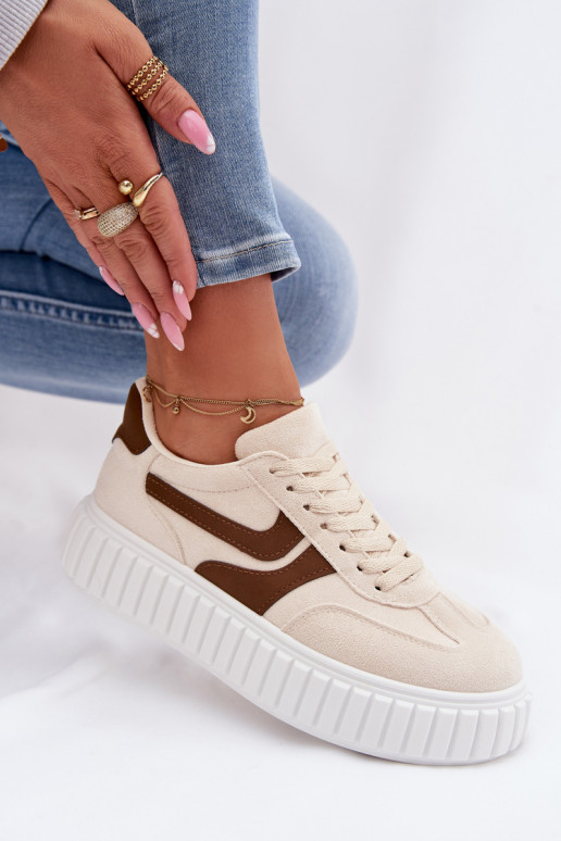 Scarpe modello sneakers Femminile con una piattaformain ecopelle scamosciatau beige Cadrina