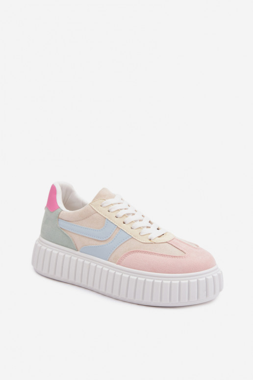 Scarpe modello sneakers Femminile con una piattaformain ecopelle scamosciatau Colori differenti Cadrina