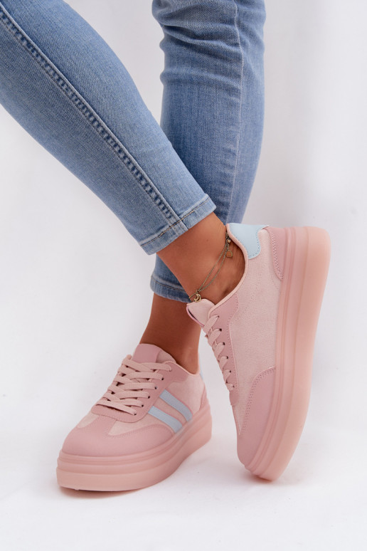 Scarpe modello sneakers Femminile con una piattaforma colore rosa Galleria