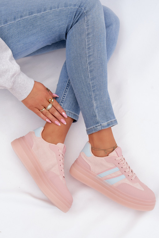 Scarpe modello sneakers Femminile con una piattaforma colore rosa Galleria