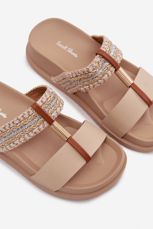 Pantofole da donna con una piattaforma con strisce I colore doratom Detalem beige Tahlia