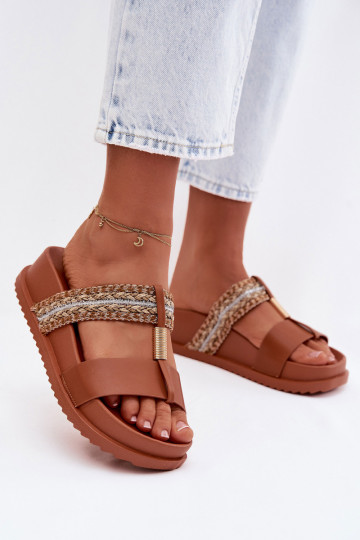 Pantofole da donna con una piattaforma con strisce I colore doratom Detalem colore marrone Tahlia 2