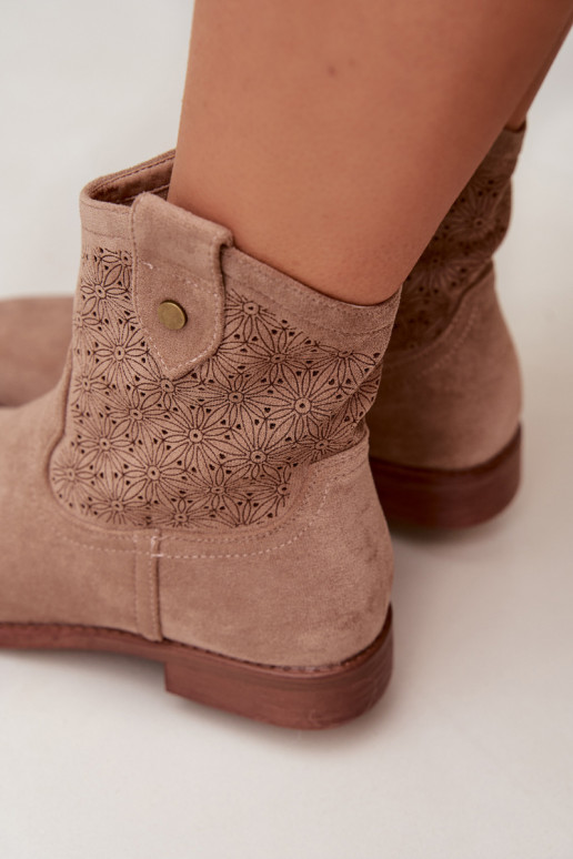 Stivali da donna con tacchi larghi con elementi traforati S.Barski HY61-8025 beige