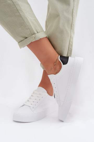 Scarpe sportive in stile per donne in ecopelle Big Star TT274928 HI-POLY SYSTEM bianche