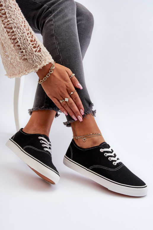 Scarpe da ginnastica Sneakers modello classico colore nero Olvali