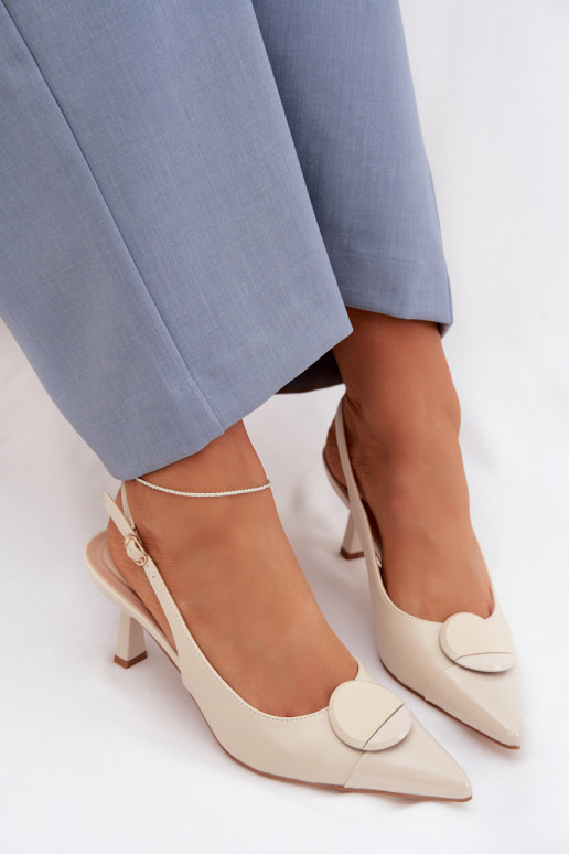 Sandali da donna con tacchi sottili Con decorazioni Detalem colore avorio Deveriae