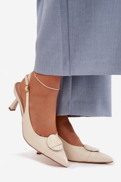 Sandali da donna con tacchi sottili Con decorazioni Detalem colore avorio Deveriae