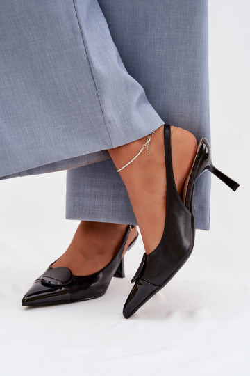 Sandali da donna con tacchi sottili Con decorazioni Detalem colore nero Deveriae