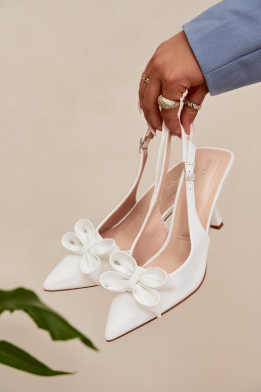 Sandali da donna con tacchi sottili con nastri Colore bianco Jonera