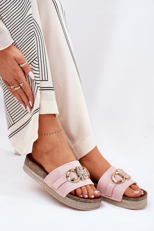 Pantofole da donna con una piattaforma con lucentezza I Złotą Ozdobą colore rosa Rilirea