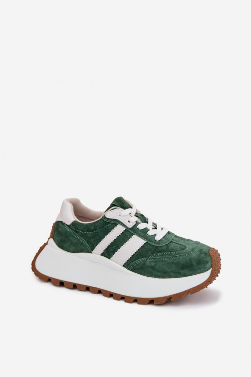 Scarpe modello sneakers dalla pelle scamosciata con una piattaforma D&A GR61-5986 colore verde