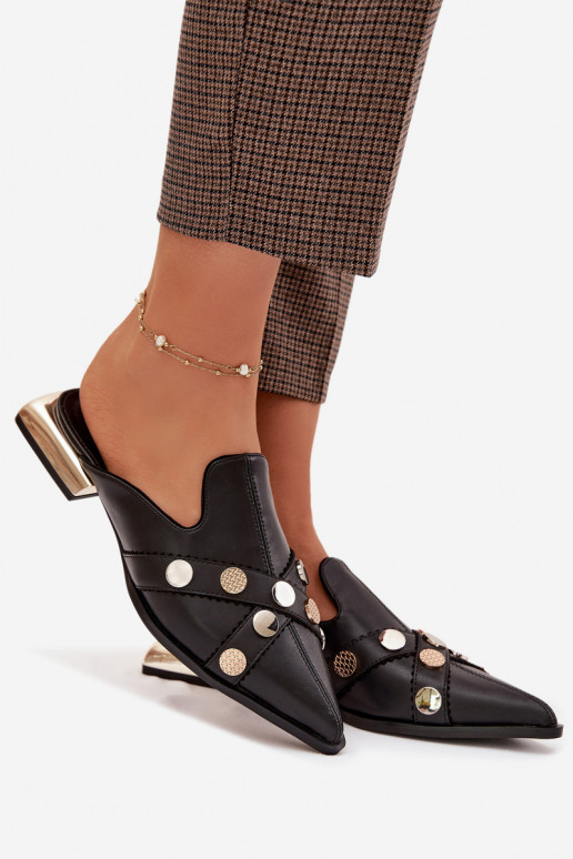 Pantofole in pelle Mule Femminile con cinghie D&A CR61-3058 colore nero