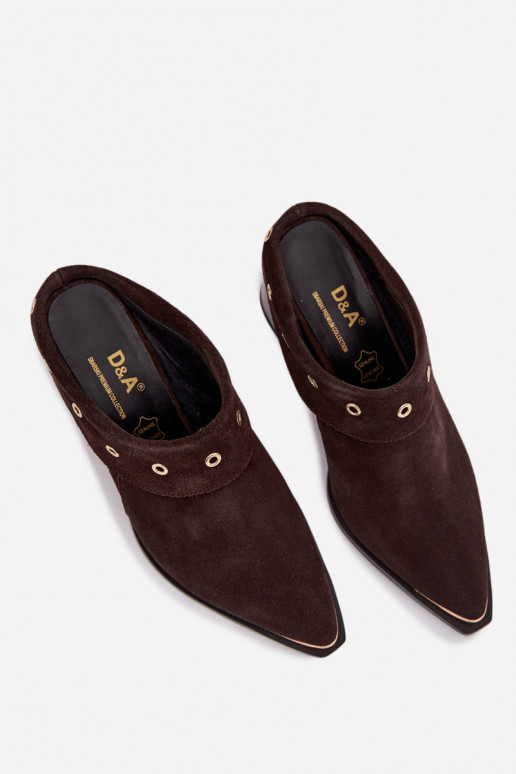 pantofole in pelle scamosciata stile coAboy Femminile con i tacchi D&A CR61-3059 CzekoladoAe