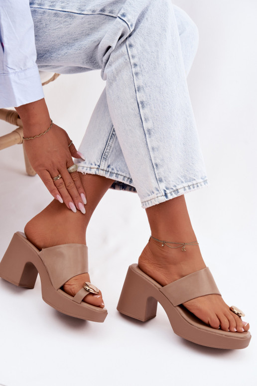 Pantofole da donna Abilitato SłupkoAym Obcasie Ze colore doratom Detalem beige Sinora