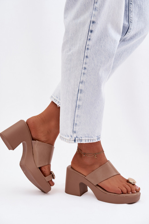 Pantofole da donna Abilitato SłupkoAym Obcasie Ze colore doratom Detalem beige Sinora