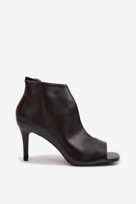 Sandali da donna con tacchi sottili colore nero Helira