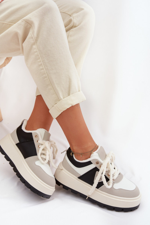 Scarpe modello sneakers Femminile con una piattaforma colore grigio Florinda