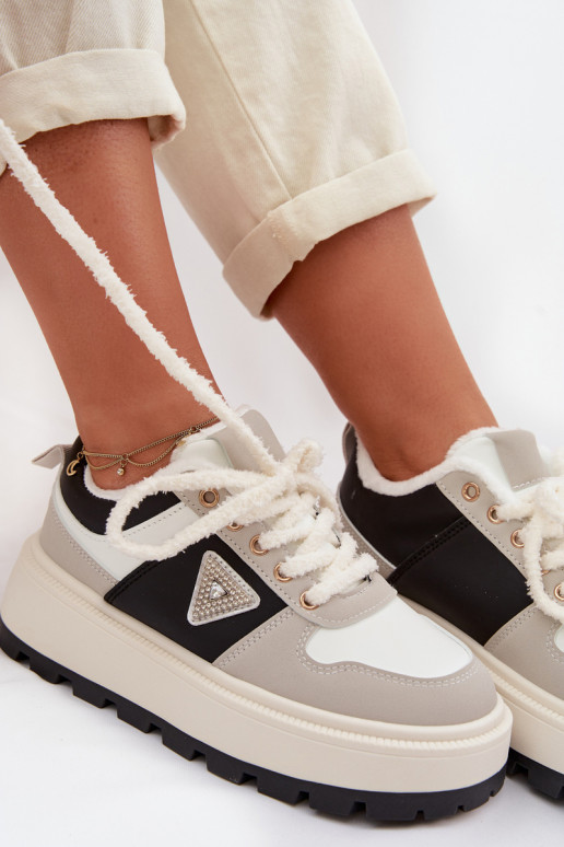 Scarpe modello sneakers Femminile con una piattaforma colore grigio Florinda