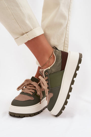 Scarpe modello sneakers Femminile con una piattaforma colore verde Florinda