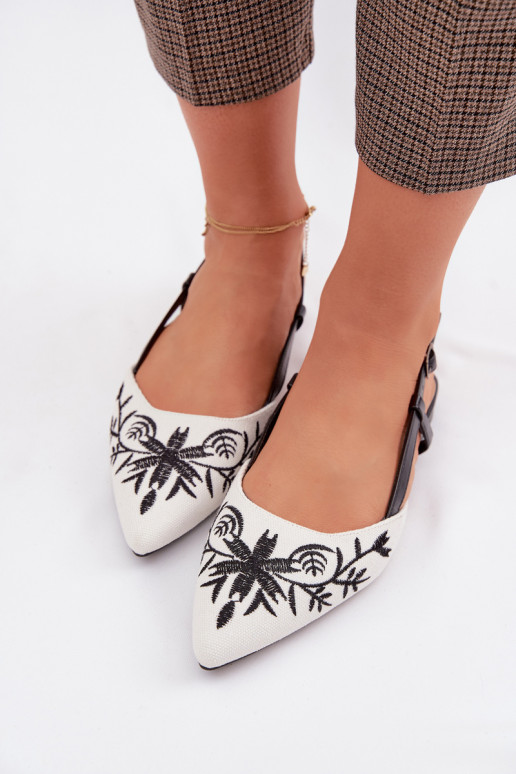 Sandali da donnaHaftem Abilitato isoscele colore nero Grelia