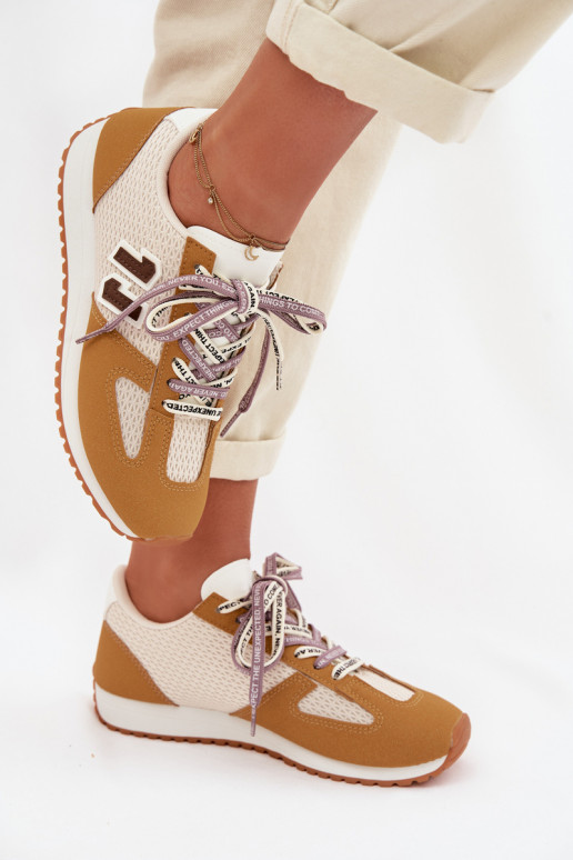 Scarpe modello sneakers Femminile Con decorazioni Allacciaturam colore giallo Henira