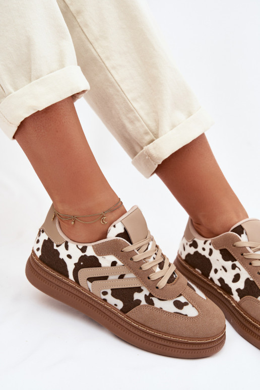 Scarpe modello sneakers Femminile con una piattaforma IN Łaty beige Denissa