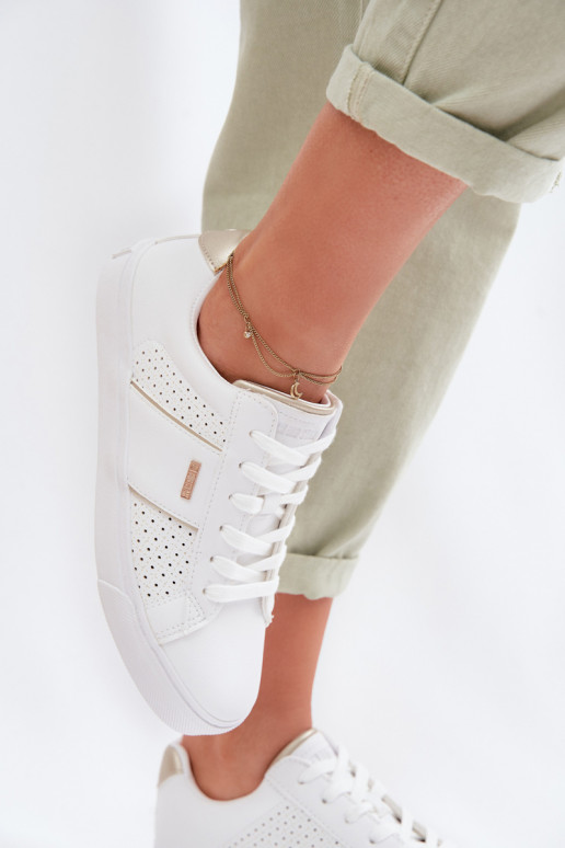 Scarpe modello sneakers Femminile con elementi traforati Big Star TT274291 Colore bianco