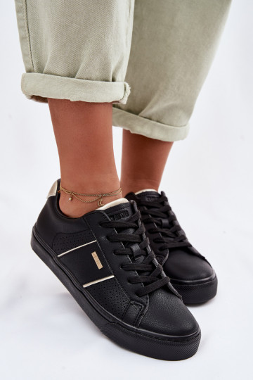 Scarpe sportive da donna con elementi traforati Big Star TT274290 nere